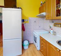 Gen-M-R-Stefanika-Kitchen 1.jpg