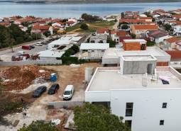 Ostrov VIR-Predaj nových veľkometrážnych 3i apartmánov 250m od mora