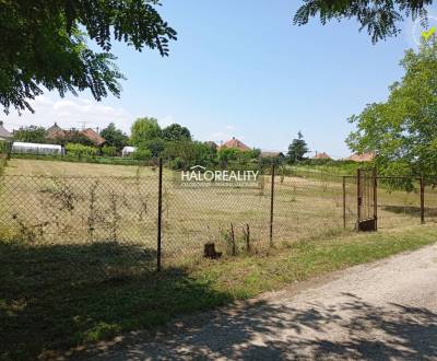 Predaj, pozemok pre rodinný dom   1652 m2 Marcelová ...