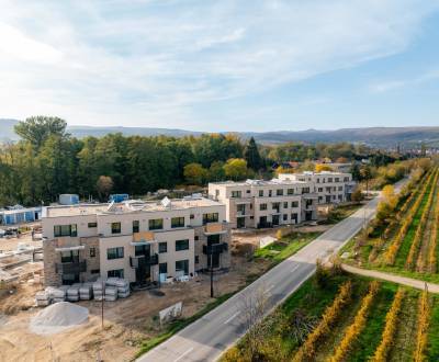 NOVOSTAVBA ZELENÉ NIVY - 1i BYT S BALKÓNOM - PEZINOK