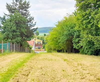 NA PREDAJ POZEMOK V MEDZANOCH, 1351 m2, vhodný na VÝSTAVBU RD