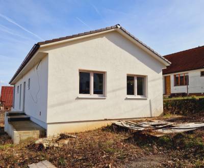 Na predaj novostavba rodinného domu v obci Cerová, dokončený holodom