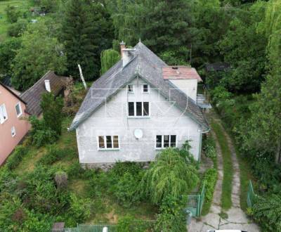 EXKLUZÍVNE NA PREDAJ rodinný dom s pozemkom 2.800 m2 v obci Chrenovec 
