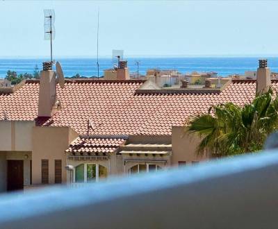 TORREVIEJA-výhodná ponuka, 2 spálňový byt s výhľadom na Playa del Cura