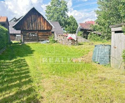 Ponúka na predaj rodinný dom, okres Poprad