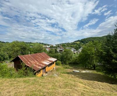 Veľký stavebný pozemok na Mičkovej ulici v Bardejove, 1114 m2