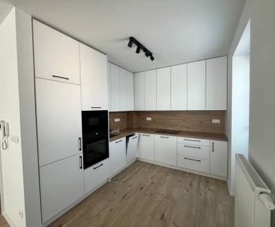 Krásny Nový 2 izbový byt na prenájom Pezinok 680,- Eur