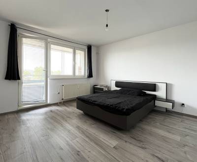 Domovia | Na predaj 3 izbový byt s loggiou v Petržalke