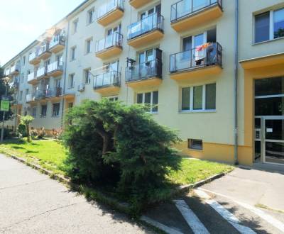 EXKLUZÍVNE: Ružinov 2-izbový byt s balkónom, HERLIANSKA  