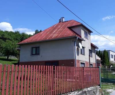 Na predaj zrekonštruovaný rodinný dom s pozemkom 952 m2, Kotešová
