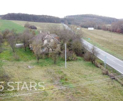 Rodinný dom s pozemkom 3030m2 Svinná