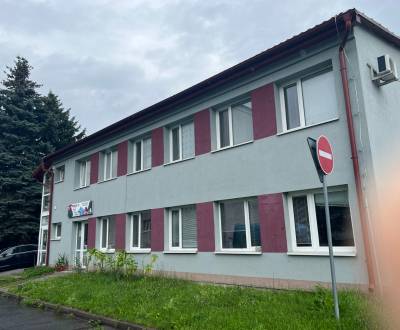 PREVÁDZKOVÝ priestor rozlohou 150 m2, na ul. Tr. SNP - Banská Bystrica