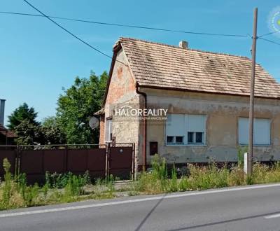 Predaj, rodinný dom Gbelce, s veľkou záhradou - EXKL...