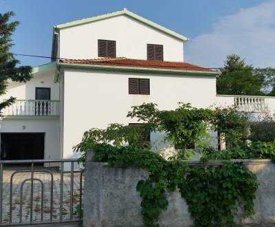 CHORVÁTSKO - 2. rad od mora - apartmánový dom - VRSI, Zadar