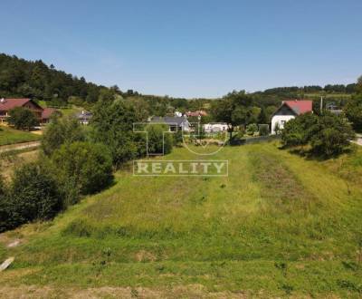 Veľký slnečný pozemok v Lieskove - 1142m2