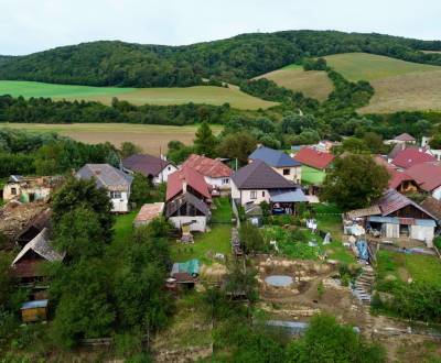 /REZERVOVANÉ/ Rodinný dom s pozemkom - Rokycany, Prešov