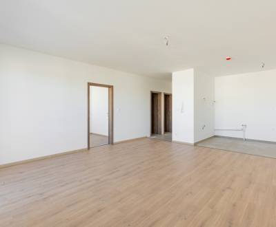 NA PREDAJ 2 IZBOVÝ BYT - apartman č.14 STUPAVA, Jána Ondruša,