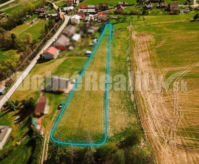 ŠPECIÁLNA CENA DO VIANOC: Rozľahlý, dobre dostupný pozemok s výhľadmi 