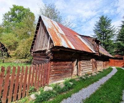 Pozemok s budovou na pokojnom mieste Mýto Nízke Tatry