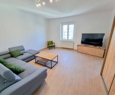 Moderný 3i byt, PET FRIENDLY, KLÍMA, 29. Augusta, Staré Mesto