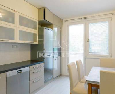 4 IZBOVÝ BYT, ŽILINA-SOLINKY, REKONŠTRUKCIA, BALKÓN, 84m²