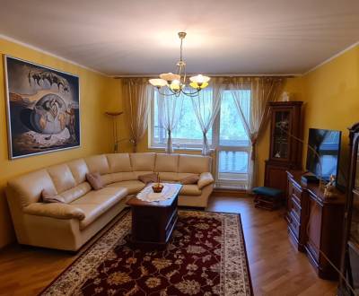 ZARIADENÝ 2-IZBOVÝ APARTMÁN, VEĽKÝ SLAVKOV