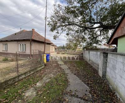 3 izb.RD, 109 m2? pozemok 795 m2, Kráľová n/V