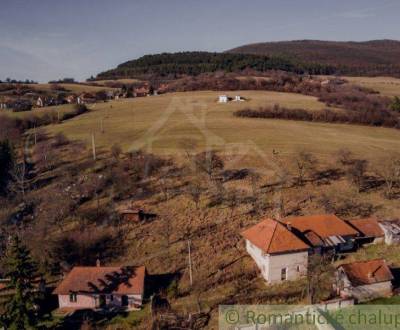 Dom s krásným 1,5hektárovým pozemkom s výhľadmi na okolie