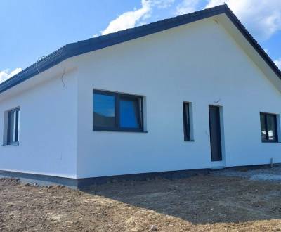 Predaj 4 izb Bungalov Poz. 602m2 Holodom Ratkovo