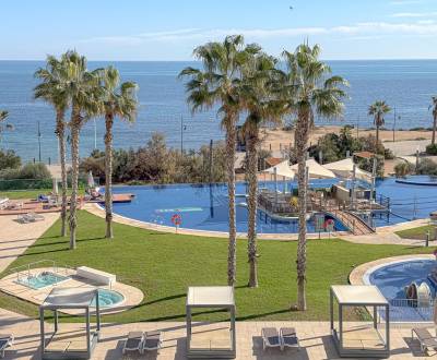 TORREVIEJA - Luxusný apartmán v Punta Prima- Front Line Beach