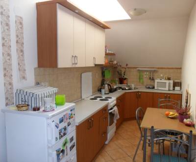 Ponúkame na prenájom 3 izbový byt 81 m2 - centrum Dolný Val Žilina