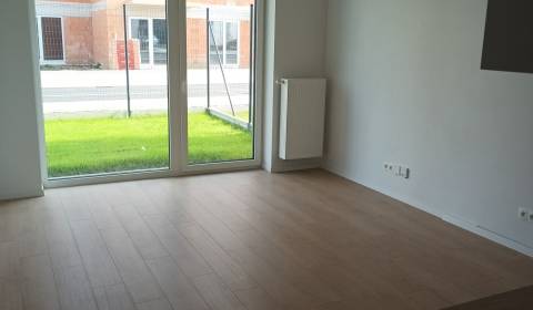 !SUPER CENA! 1i byt s predzáhradkou 18m2, štandard,. 43,55m2 - 95.500€