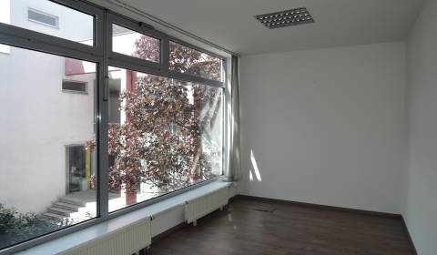 Prenájom kancelárií  na Karpatskej ul., 36m2,  80 m2 