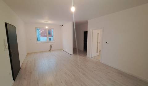 - PREDANÉ-:Novostavba 2i byt s balkónom 52m2, Ružomberok-Malé Tatr