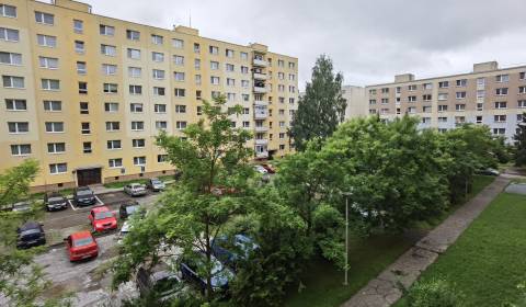 HĽADÁM: 1-izbový byt s balkónom, cca 42 m2, do 90.000 €, ŽILINA