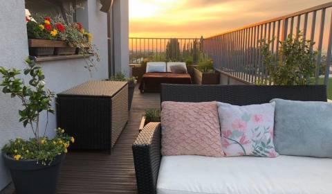 NOVÁ CENA-trojizbový Penthouse s panoramatickým výhľadom, Galanta WEST