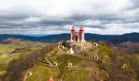 PREDAJ 1izb. byt s balkónom v novostavbe LINTICH, Banská Štiavnica