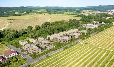 PREDAJ ZAUJIMAVÝCH BYTOV V PROJEKTE ZELENÉ NIVY - PEZINOK, GRINAVA