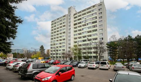 BA/RUŽINOV - 68m2 byt s loggiou na Rezedovej ulici