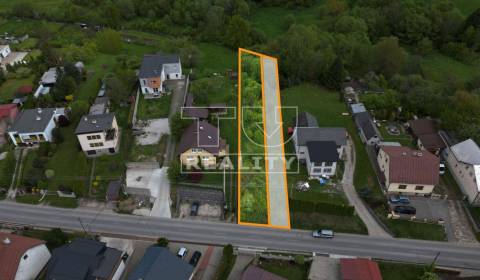 POZEMOK vo veľmi vyhľadávanej prímestskej časti Trnové o výmere 669m²