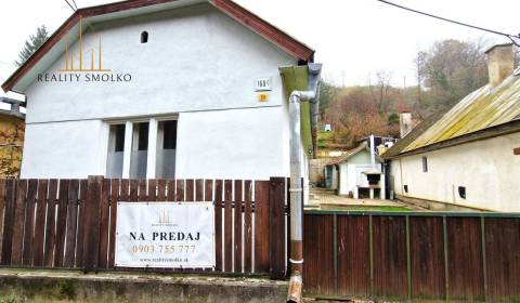 Na predaj RD v centre VRANOVA n/TOPĽOU, 646 m²