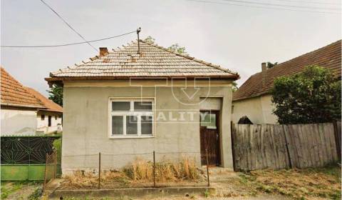Na predaj rodinný dom v obci Nitrianska Blatnica s pozemkom 880m2