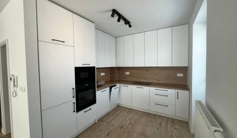 Krásny Nový 2 izbový byt na prenájom Pezinok 680,- Eur