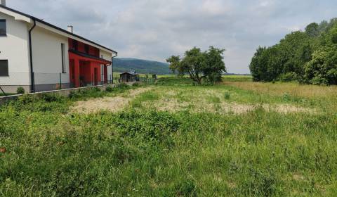 SLNEČNÝ STAVEBNÝ POZEMOK S PROJEKTOM, WOLFSTHAL RAKÚSKO