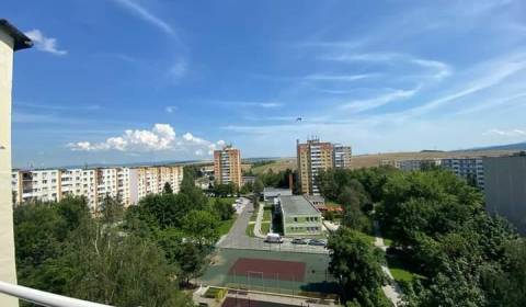 Súrne hľadáme pre klienta 2 izbový byt Poprad St. Juh.