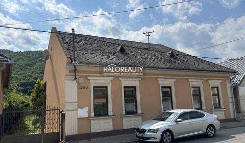 Predaj, rodinný dom Revúca - EXKLUZÍVNE HALO REALITY