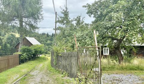 Predaj nádhernej usadlosti súboru a obrovských pozemkov v Oščadnici