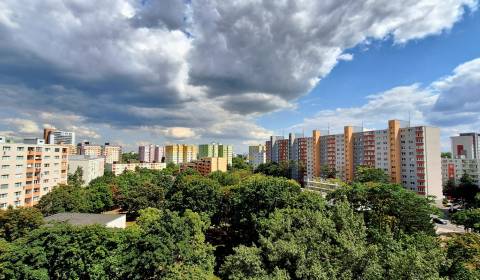 TOP PRENÁJOM 2 iz. bytu zariadený, klíma, výborná poloha, Gessayová 