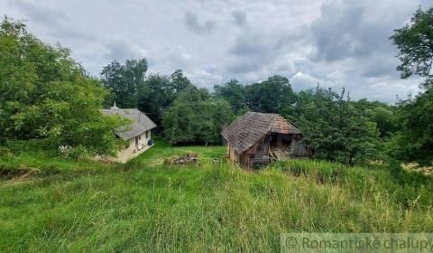 Chalupa na samote pri lese s potokom 40 000 m2 - 4 ha Myjavské kopanic