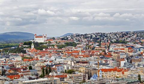 Prenájom kancelársky priestor 59 m2, historické centrum BA I. 